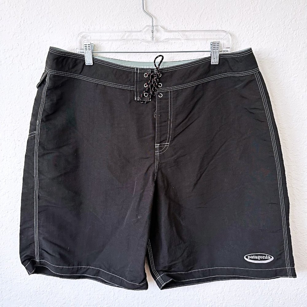 Patagonia Vintage Y2K Men's Black Lace Up BOARD SHORTS Swimming Size 38